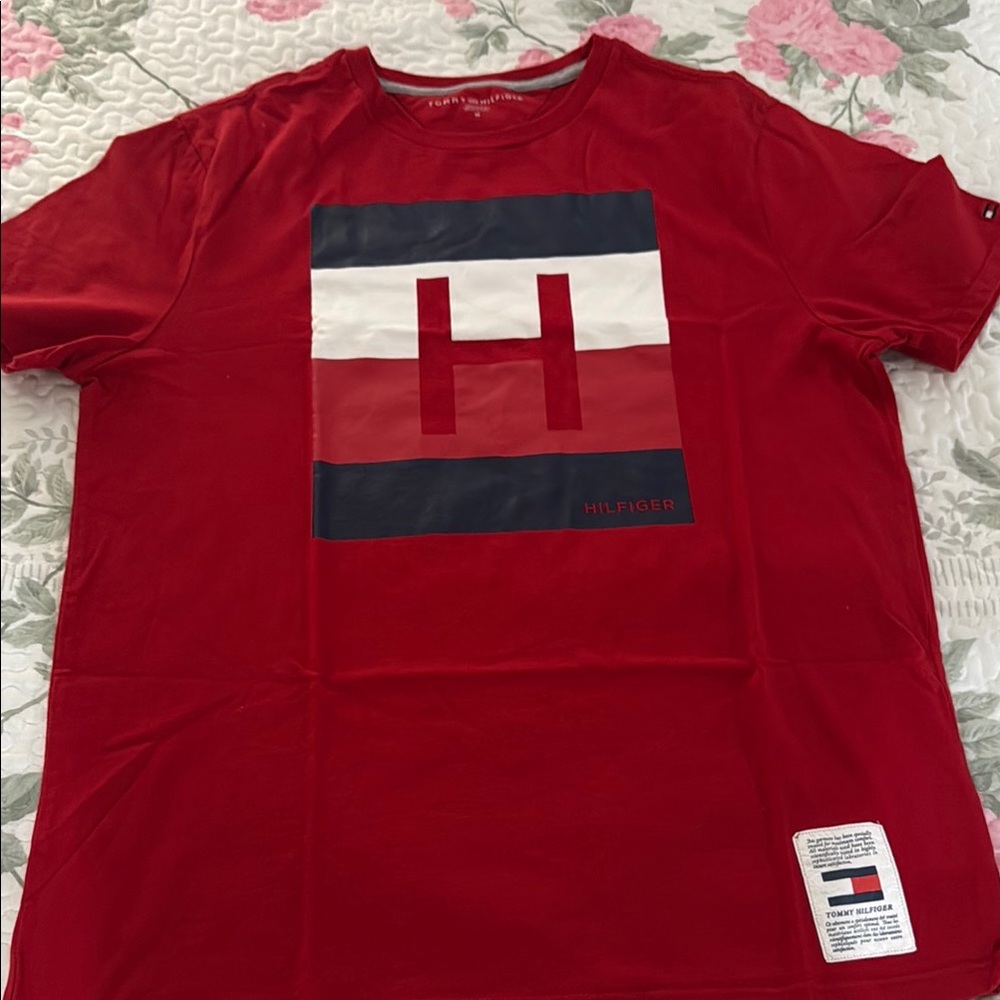 Tommy Hilfiger Red and Navy Logo Tee
